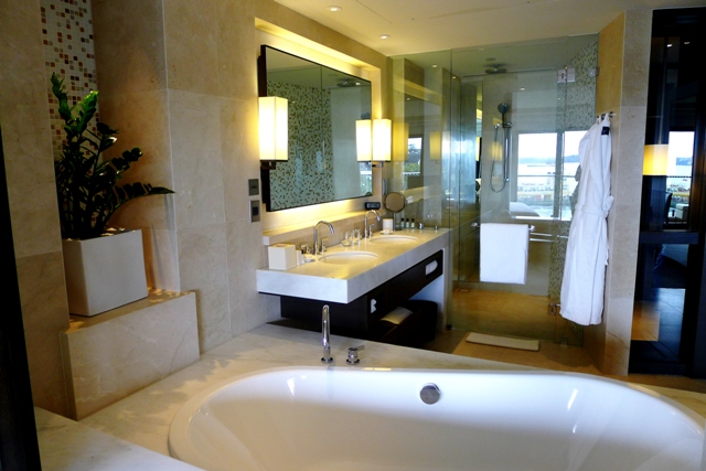 Park Hyatt Sydney Bathroom